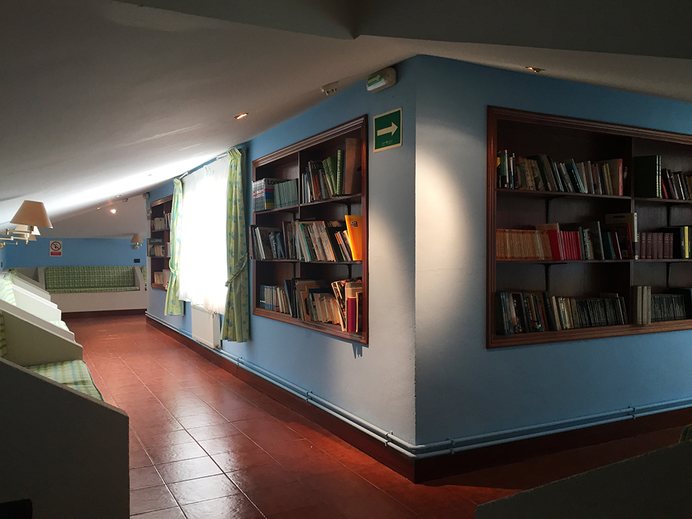 Biblioteca Residencia Las Magnolias en Vizcaya